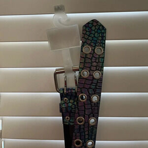 NEW Y2K No Boundaries Iridescent Snakeskin Belt Small / Medium